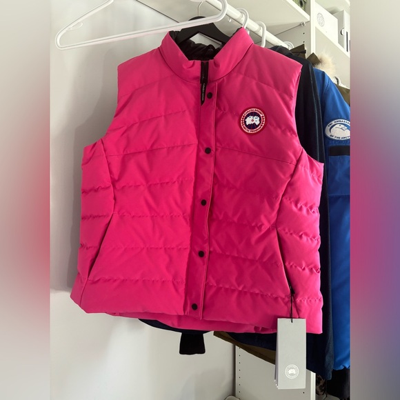 Canada Goose Vest - Picture 2 of 14